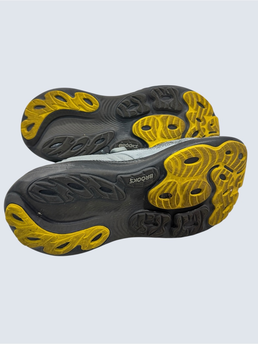 Brooks Adrenaline GTS 25 Nitrogen Injected Gray Running Shoes Mens 10 Medium - Picture 11 of 12